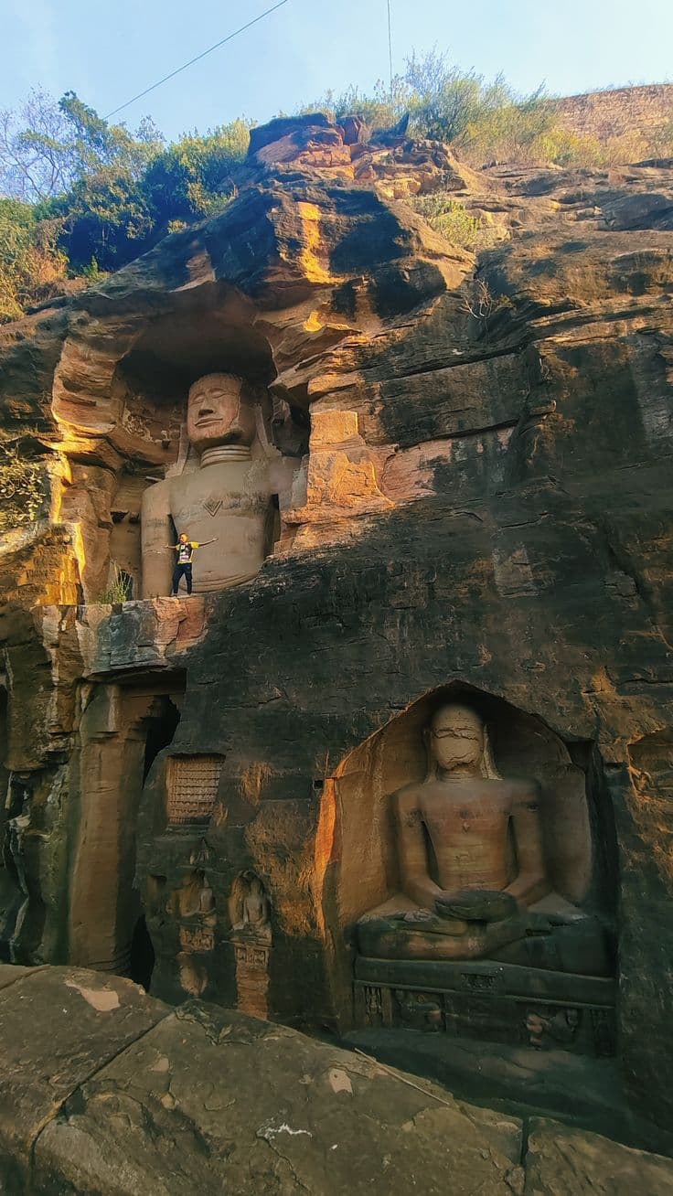 Unakoti Rock Sculptures photo 2