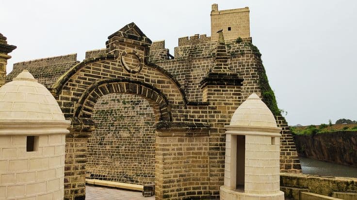 Diu Fort and Beaches photo 2