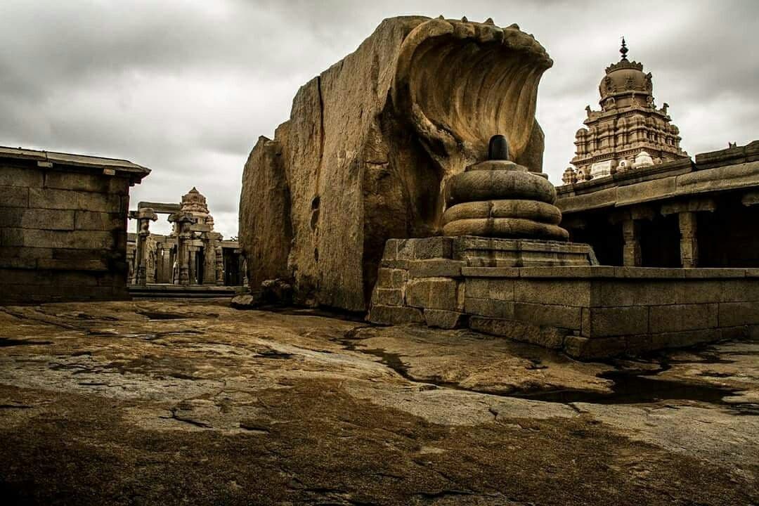 Lepakshi Veerabhadra Temple